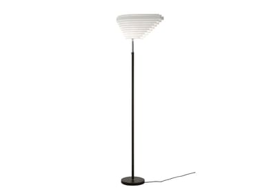 A805 ¡°ANGEL WING¡° - Floor lamp by Artek