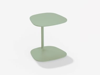 AIKANA - Aluminium garden side table by FAST