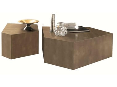 ALDO - Low MDF coffee table with castors by Casamilano