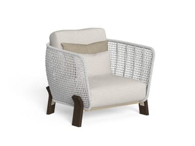 ARGO-WOOD - Fabric garden armchair with armrests by Talenti