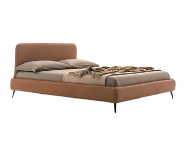 ARIS - Upholstered bed with high headboard with upholstered headboard by Ditre Italia