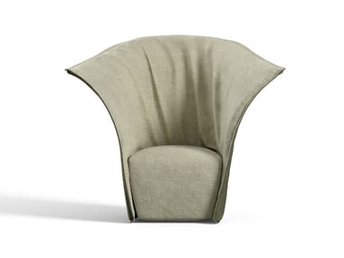 ARTICHOKE - Upholstered armchair with armrests by Novamobili