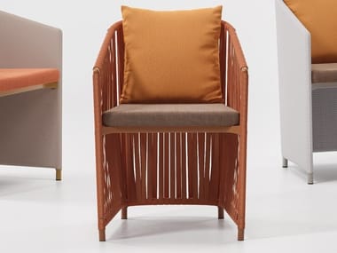 BITTA LOUNGE - Garden chair with armrests by Kettal