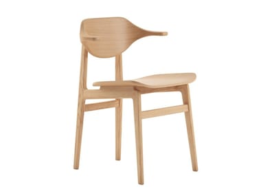 Buffalo - Oak chair with armrests by NORR11