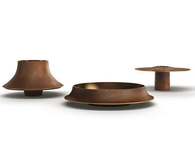 CAP53 - Bronze centerpiece by Agapecasa