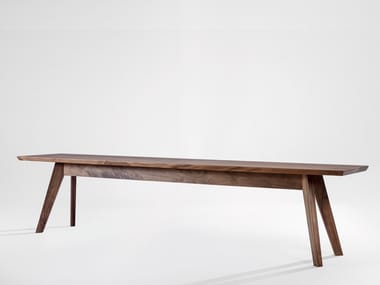 CENA BANK - Solid wood bench by Zeitraum