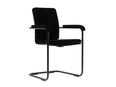 D14 - Cantilever recliner chair with armrests by Tecta