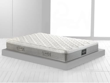 DOLCEVITA COMFORT DUAL 9 FIRM - Thermoregulator breathable mattress by Magniflex