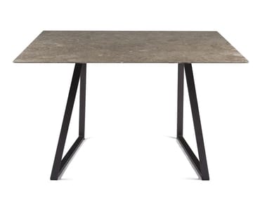 DRITTO - Square marble table by Salvatori