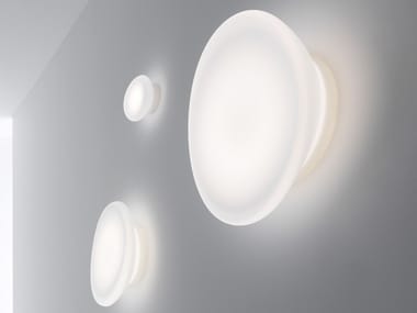 DYNAMIC - LED opal glass wall light by Stilnovo