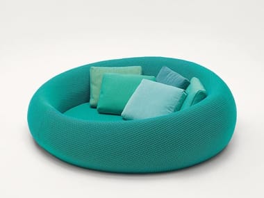 EASE - Curved fabric garden sofa with removable cover by Paola Lenti