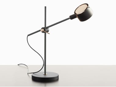 G.O. - 252 - Adjustable metal table lamp by Oluce