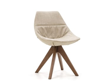 GAMMA - Upholstered fabric chair with wooden legs by Pianca