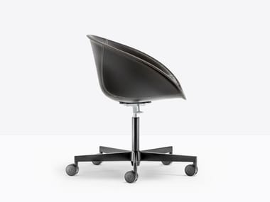 GLISS 966/2F - Swivel tanned leather office chair with castors by Pedrali