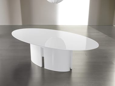 GONG - Oval wooden dining table by Meridiani