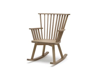 GRAY 29 - Rocking wooden chair with armrests by Gervasoni