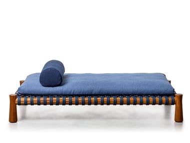 GUNA 01 - Iroko and fabric Garden daybed by Gervasoni