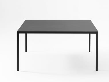 HELSINKI - Rectangular steel dining table by Desalto