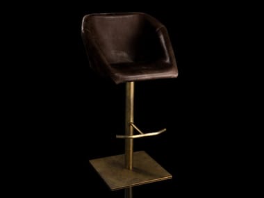 HEXAGON - Swivel leather stool with footrest by Henge