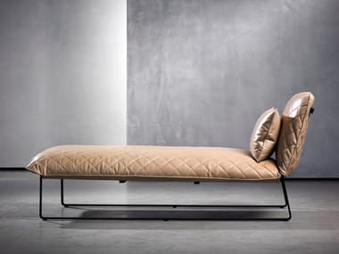 KEKKE LIVING - Upholstered day bed by Piet Boon