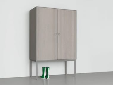 KIN BIG - Solid wood wardrobe by Zeitraum