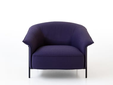 KITE - Fabric easy chair with armrests by Porro