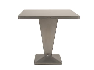 KUB - Square metal table by Tolix