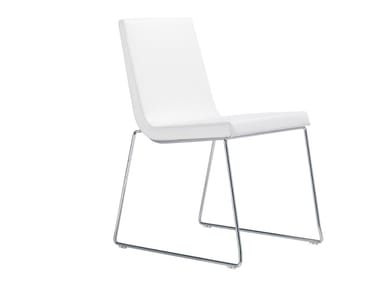 LINEAL COMFORT SI0594 - Sled base upholstered stackable chair by Andreu World