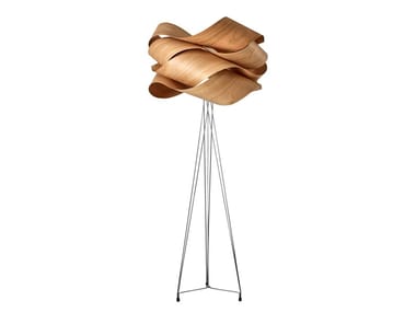 LINK - Handmade wood veneer and metal floor lamp by LZF