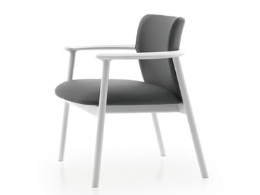 LORD 04 / 14 - Upholstered easy chair with armrests by Very Wood