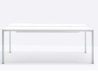 MATRIX TMS - Laminate office desk by Pedrali