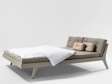 MELLOW - Wooden double bed by Zeitraum