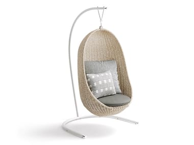 NEST STAND - Polyethylene garden hanging chair by Atmosphera