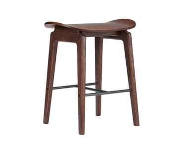 NY11 - Low oak stool by NORR11