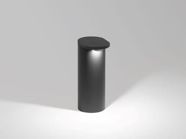 OBLIX R - LED metal bollard light by Delta Light