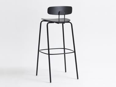 OKITO BAR - Steel and wood barstool with back with footrest by Zeitraum