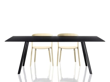 PILO - Rectangular table by Magis