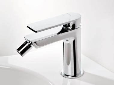 POIS - Countertop single handle bidet mixer by Ritmonio