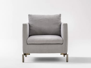 REEF - Upholstered fabric armchair with armrests by Novamobili