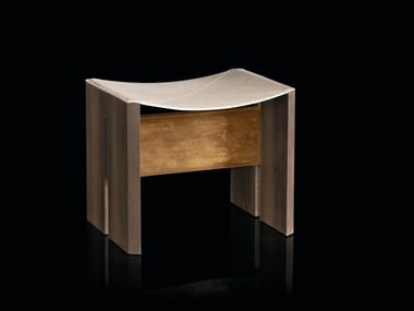 RIO - Wooden stool with leather seat and brass details by Henge