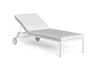 RIVIERA - Recliner fabric sun lounger with castors by Talenti