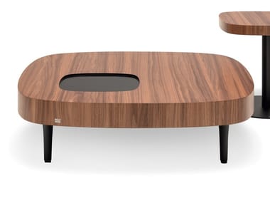 ROLF BENZ 968 - Low square wood veneer coffee table by Rolf Benz