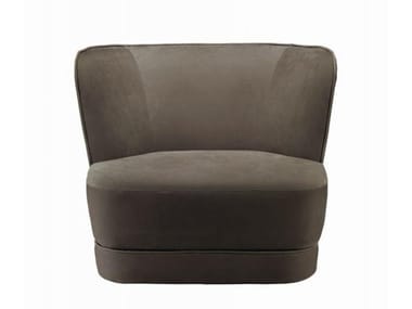 ROYALE - Fabric armchair with removable cover by Casamilano
