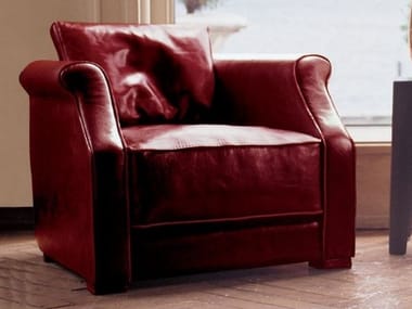 RUBENS CLASSIC - Leather armchair with armrests by Longhi