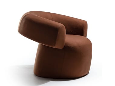 RUFF - Upholstered easy chair with armrests by Moroso