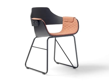 SHOWTIME - Sled base upholstered chair by BD Barcelona Design
