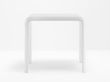 SNOW 301 - Stackable table by Pedrali