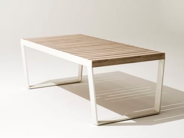 SPINNAKER - Extending garden table by RODA