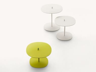 STRAP - Round aluminium garden side table by Paola Lenti