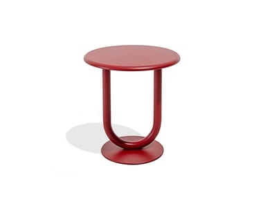 STRONG BAR - Round steel table by Desalto